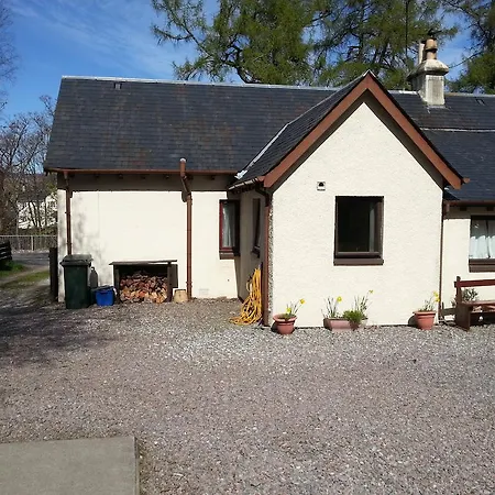 Springwell Cottage Fort William Room photo